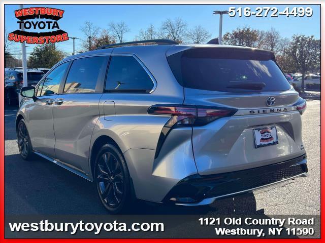 used 2022 Toyota Sienna car, priced at $48,995