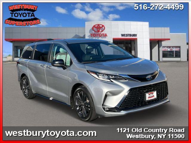 used 2022 Toyota Sienna car, priced at $48,995