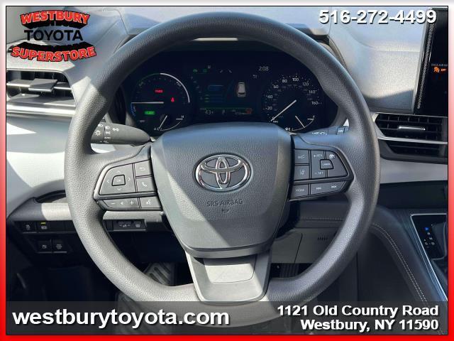 used 2025 Toyota Sienna car, priced at $47,295