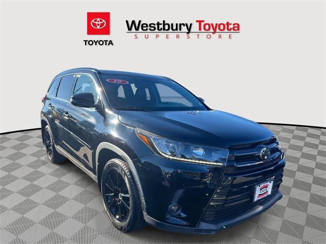 used 2019 Toyota Highlander car, priced at $23,895
