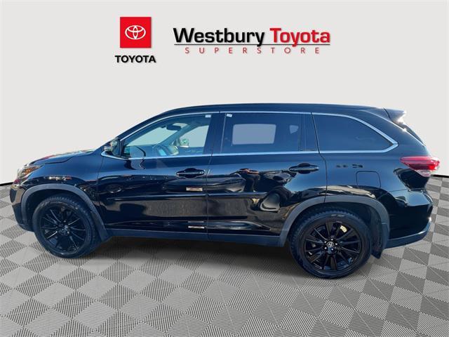 used 2019 Toyota Highlander car, priced at $23,895