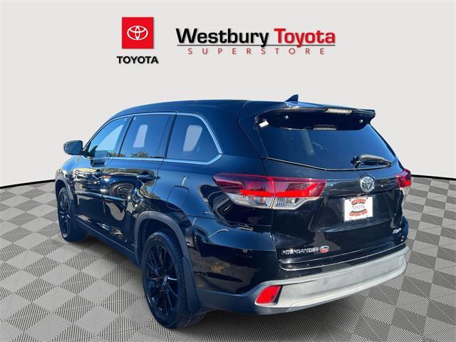 used 2019 Toyota Highlander car, priced at $23,895