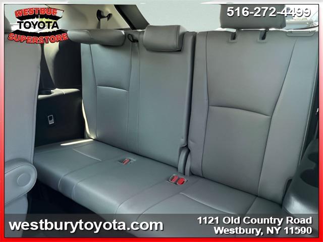 used 2022 Toyota Highlander Hybrid car, priced at $49,985