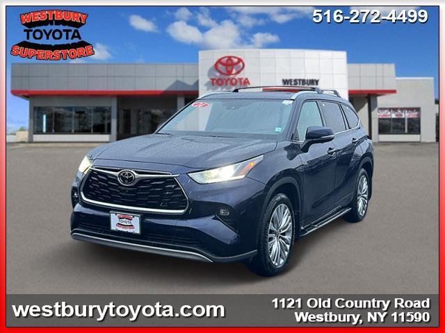 used 2024 Toyota Highlander car, priced at $49,995