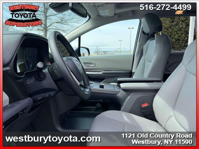 used 2022 Toyota Sienna car, priced at $44,895