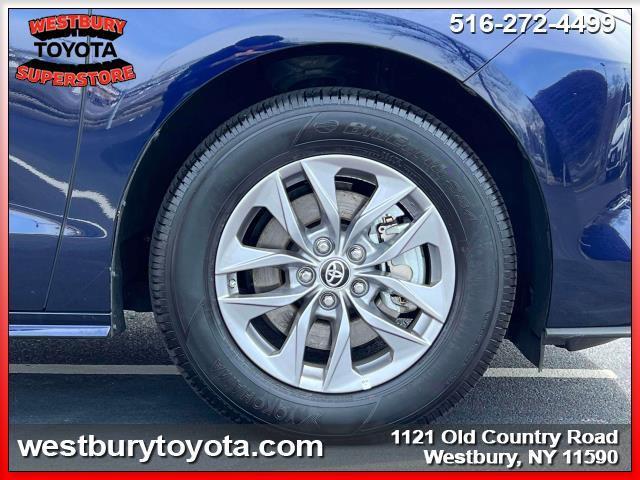 used 2022 Toyota Sienna car, priced at $44,895