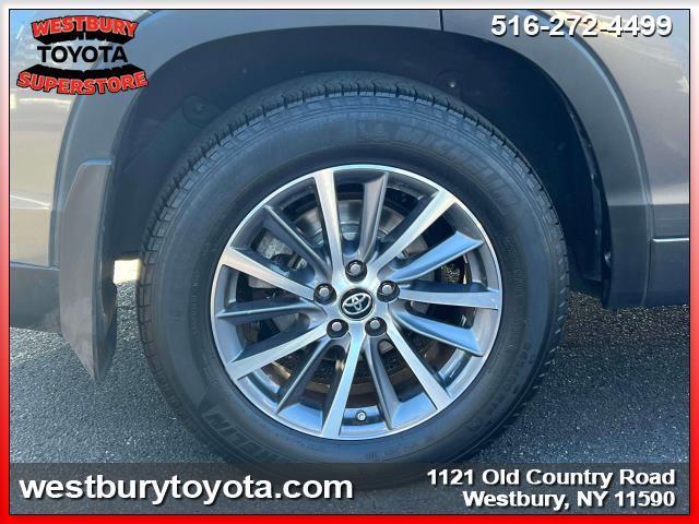 used 2018 Toyota Highlander car, priced at $23,995