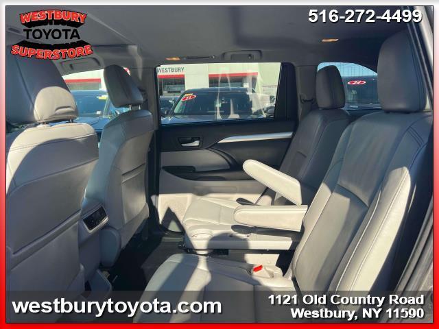 used 2018 Toyota Highlander car, priced at $23,995