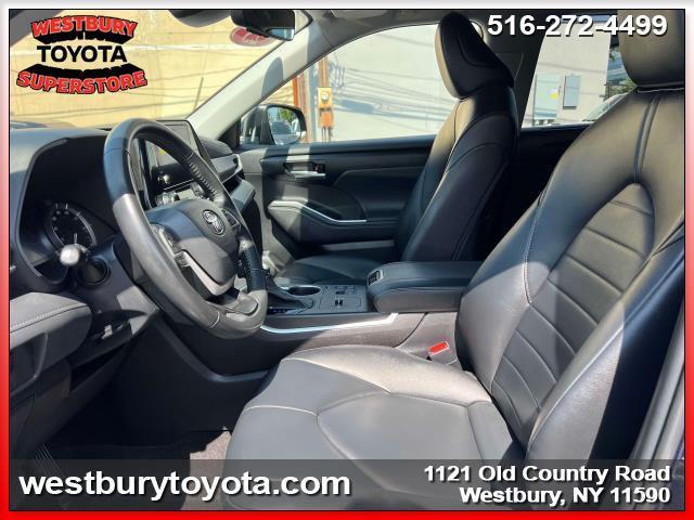 used 2023 Toyota Highlander car, priced at $38,995