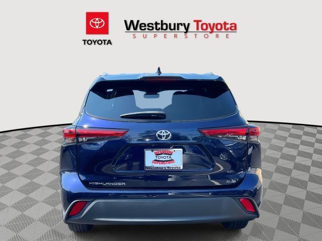used 2023 Toyota Highlander car, priced at $38,575