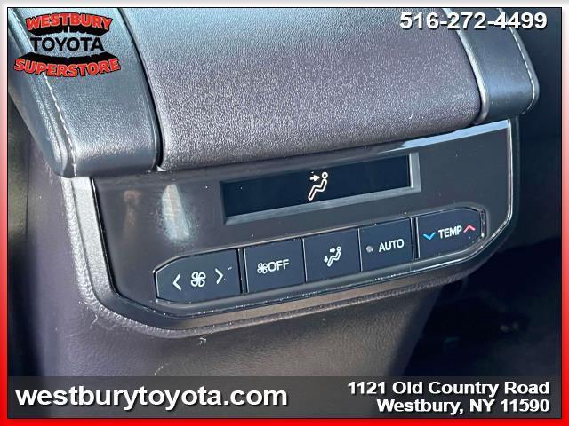 used 2023 Toyota Highlander car, priced at $38,995