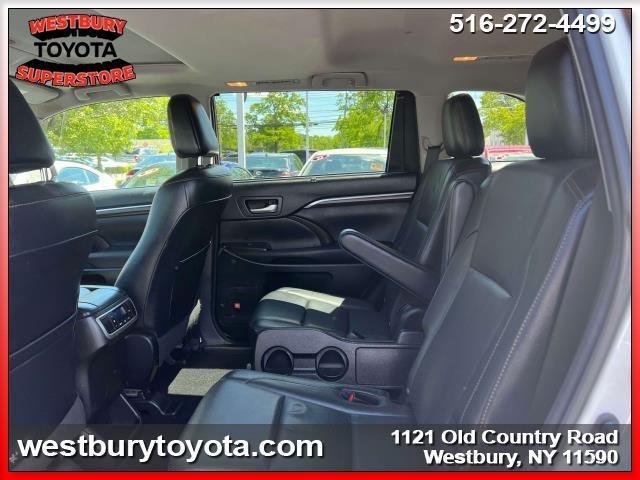 used 2016 Toyota Highlander car, priced at $22,995