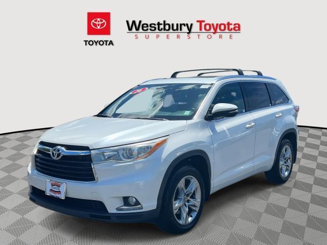 used 2016 Toyota Highlander car, priced at $22,675