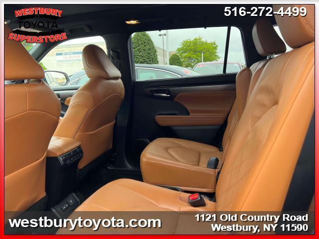 used 2023 Toyota Highlander car, priced at $45,495