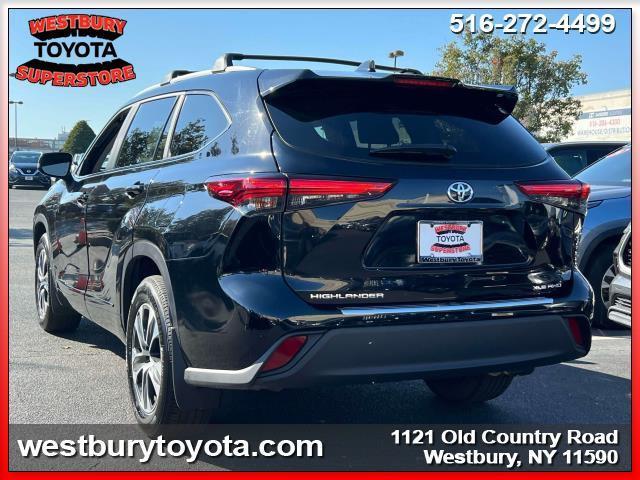 used 2023 Toyota Highlander car, priced at $39,395