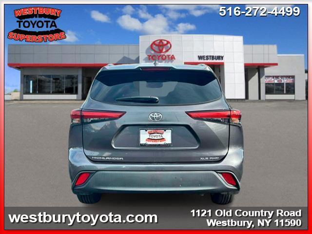 used 2020 Toyota Highlander car, priced at $33,495