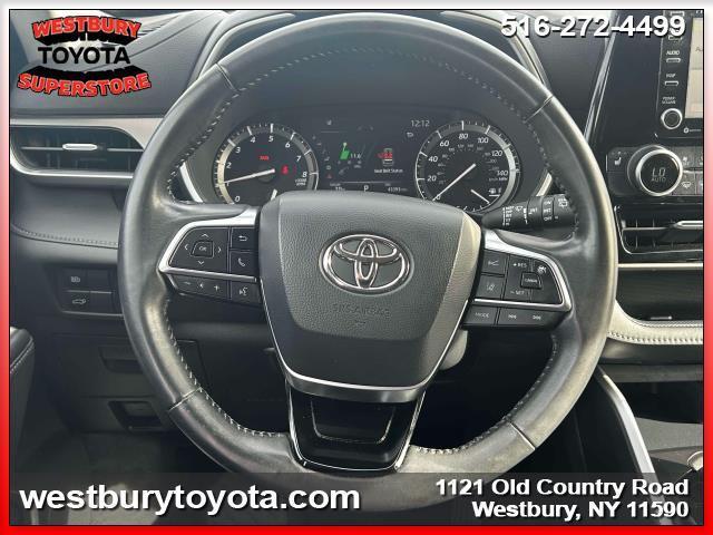 used 2020 Toyota Highlander car, priced at $33,495