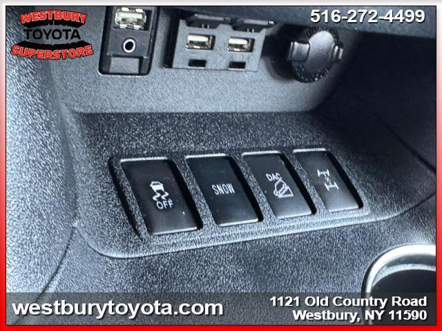 used 2019 Toyota Highlander car, priced at $22,985