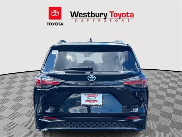 used 2022 Toyota Sienna car, priced at $43,019