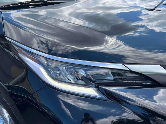 used 2022 Toyota Sienna car, priced at $43,019