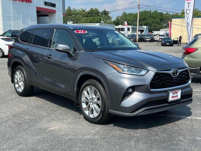 used 2021 Toyota Highlander car, priced at $37,895