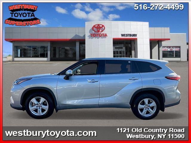 used 2021 Toyota Highlander car, priced at $32,890