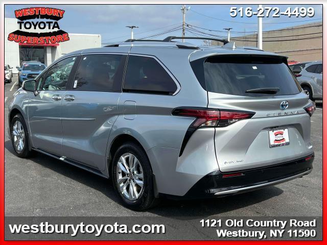 used 2025 Toyota Sienna car, priced at $62,995