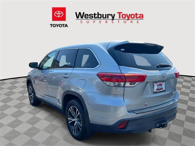 used 2019 Toyota Highlander car, priced at $25,995