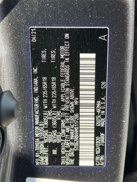 used 2021 Toyota Highlander car, priced at $32,995