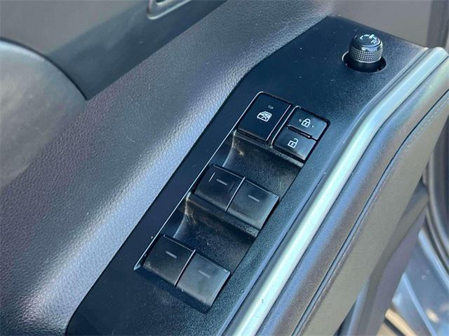 used 2021 Toyota Highlander car, priced at $32,995