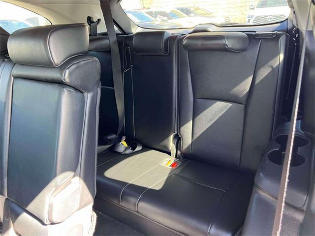 used 2021 Toyota Highlander car, priced at $32,995