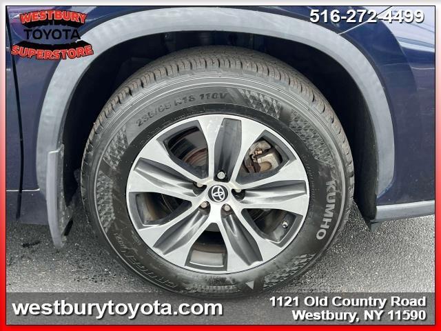 used 2022 Toyota Highlander car, priced at $36,985