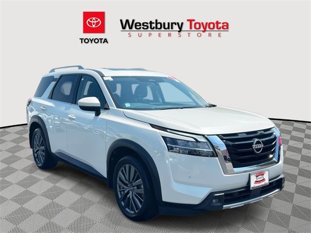 used 2022 Nissan Pathfinder car, priced at $29,995