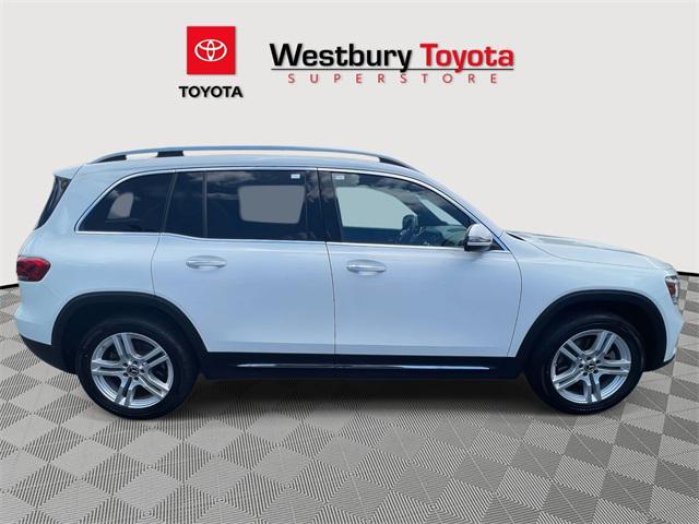 used 2021 Mercedes-Benz GLB 250 car, priced at $25,255