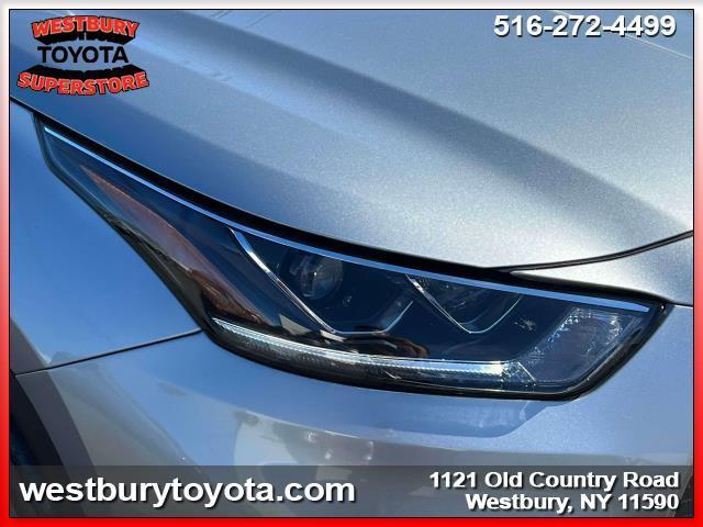 used 2023 Toyota Highlander car, priced at $46,995