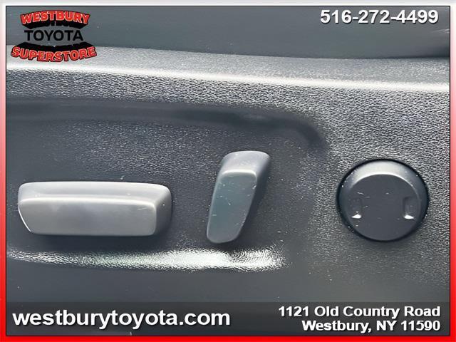 used 2017 Toyota Highlander car, priced at $24,995