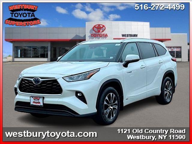 used 2020 Toyota Highlander Hybrid car, priced at $37,190