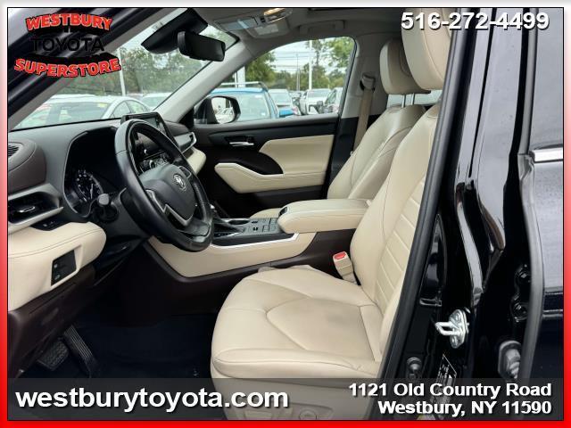 used 2022 Toyota Highlander car, priced at $31,495