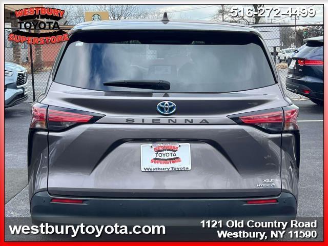 used 2021 Toyota Sienna car, priced at $39,995