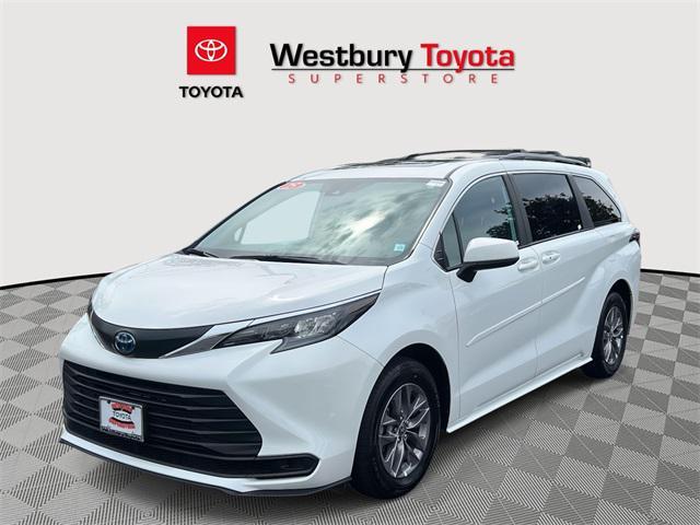used 2025 Toyota Sienna car, priced at $45,995