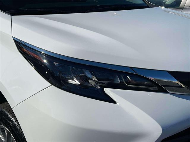 used 2025 Toyota Sienna car, priced at $75,895