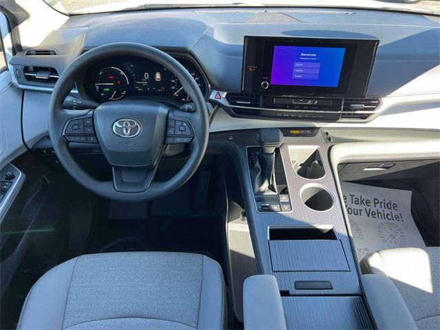 used 2025 Toyota Sienna car, priced at $75,895