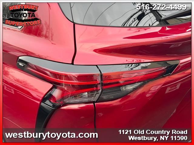 used 2023 Toyota Sienna car, priced at $51,995