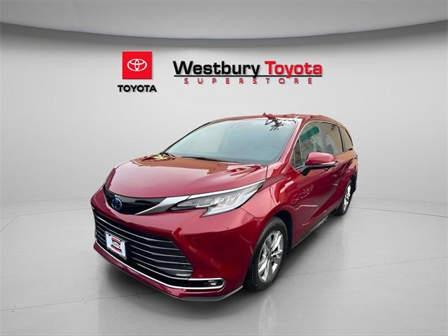 used 2023 Toyota Sienna car, priced at $51,995