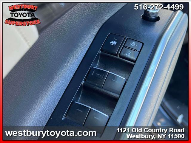 used 2020 Toyota Highlander car, priced at $37,975