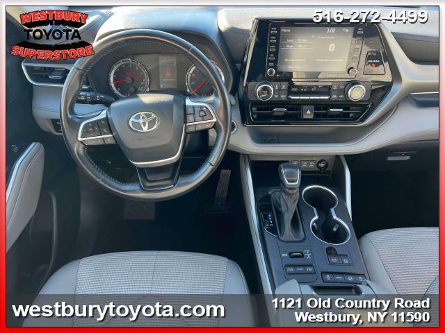 used 2022 Toyota Highlander car, priced at $34,795