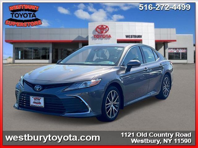 used 2021 Toyota Camry Hybrid car, priced at $29,347