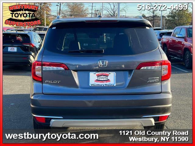 used 2022 Honda Pilot car, priced at $37,990