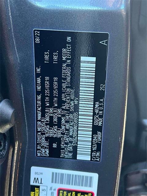 used 2022 Toyota Highlander car, priced at $34,895