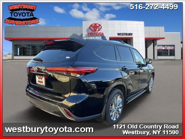 used 2023 Toyota Highlander Hybrid car, priced at $44,595